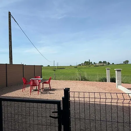 Maison Confort Pour 2-4 Personnes, Proche Du Pal Semesterbostad *